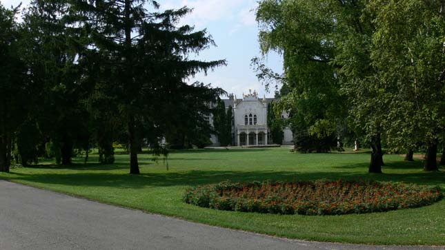 A martonvásári Brunszvik-kastély