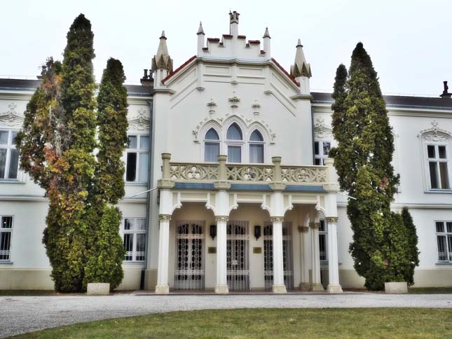 A martonvásári Brunszvik-kastély