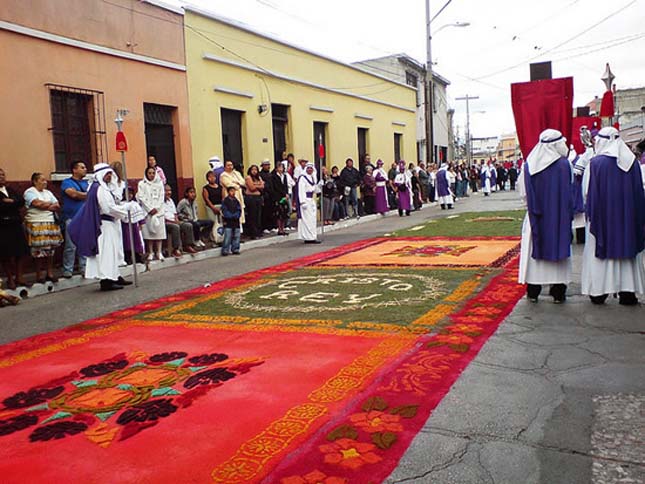 Homokszőnyegek, alfombras