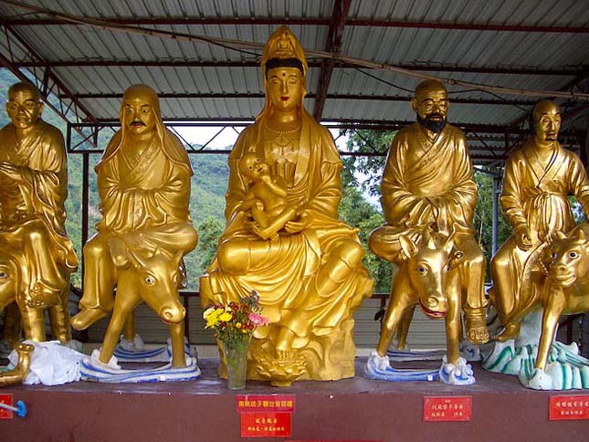 Tízezer Buddha Temploma