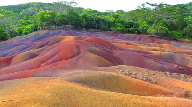 Hétszínű Föld, Mauritius