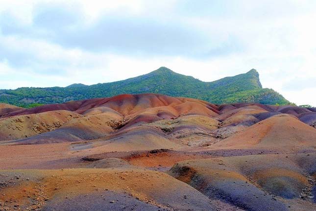 Hétszínű Föld, Mauritius