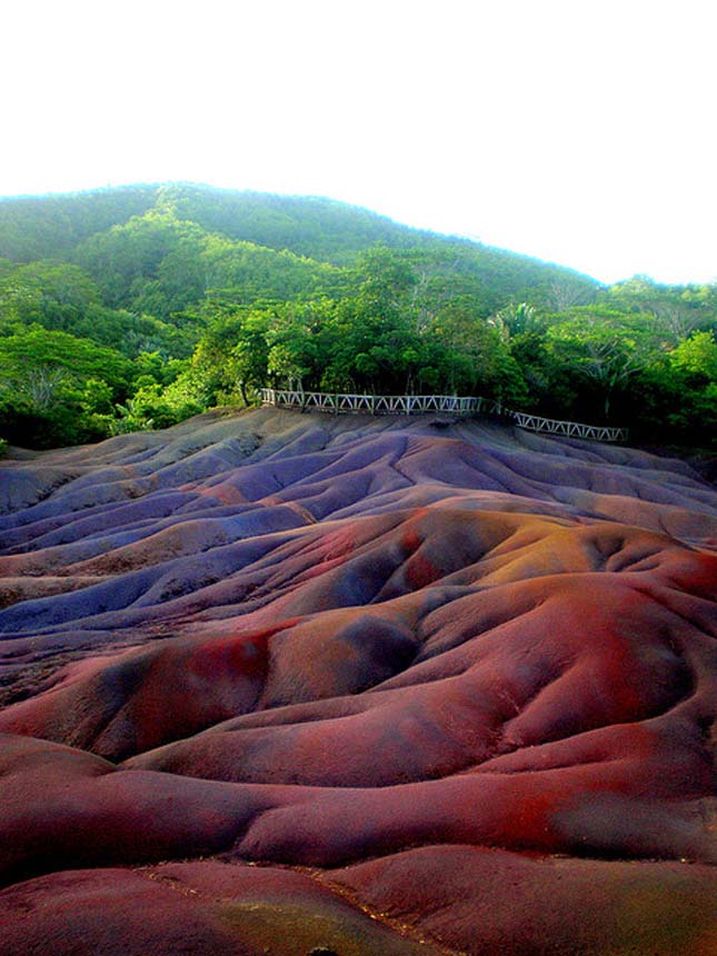 Hétszínű Föld, Mauritius