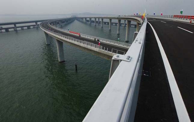 Qingdao Haiwan híd, a világ leghosszabb tengeri hídja