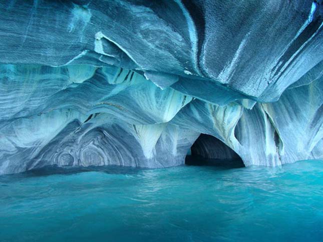 Marble Caves (Márvány Barlangok), Patagónia, Chile
