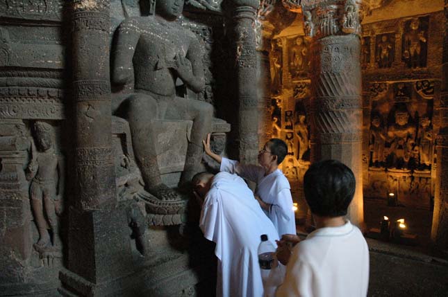 Ajanta-barlangok