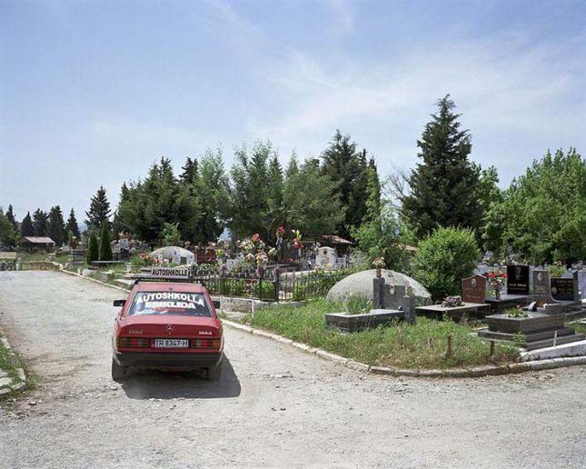 Albánia bunkerei
