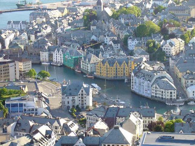 Alesund, Norvégia