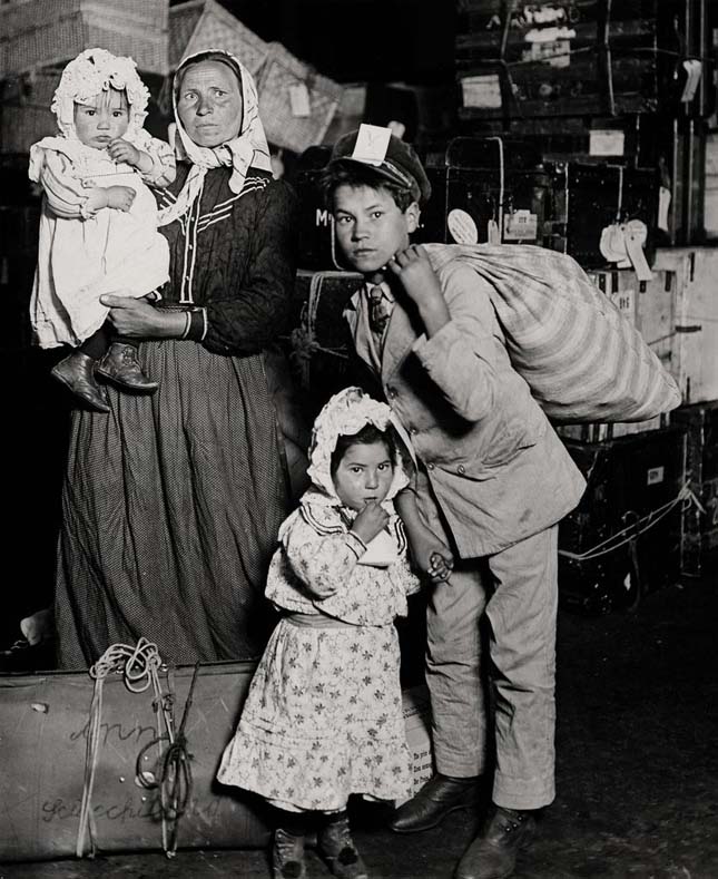 Lewis Hine, amerikai bevándorlók