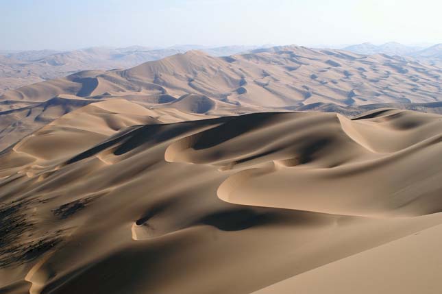 Badain Jaran sivatag