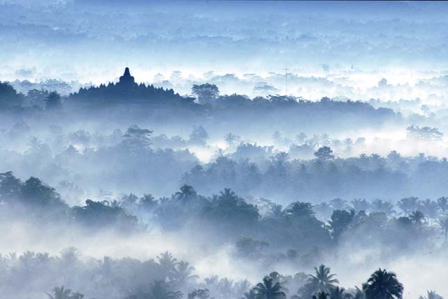 Borobudur buddhista templomegyüttes, Indonézia