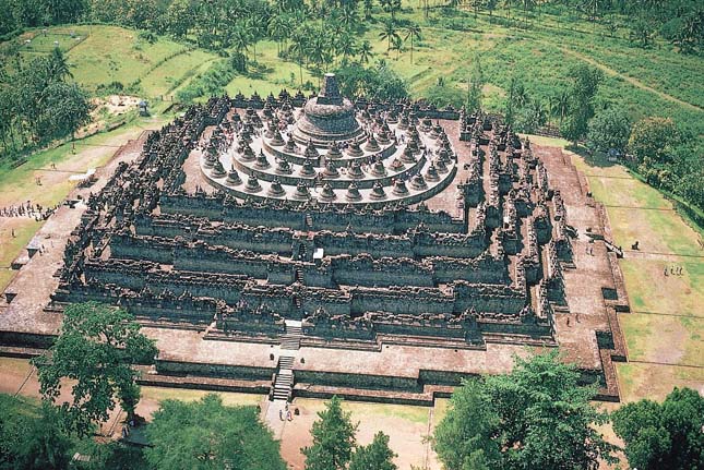 Borobudur buddhista templomegyüttes, Indonézia