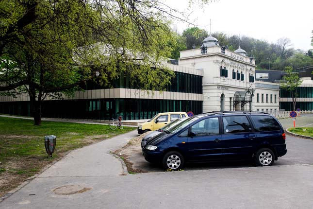 Budapest bombázása