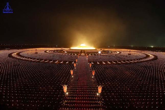 Wat Phra Dhammakaya