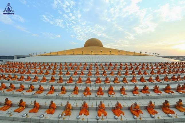 Wat Phra Dhammakaya