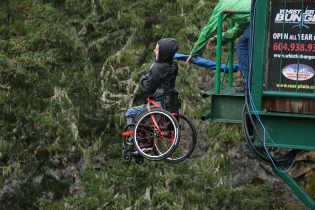 bungee jumping ugrás