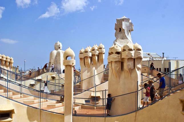 Casa Milá, Antoni Gaudi leghíresebb épülete