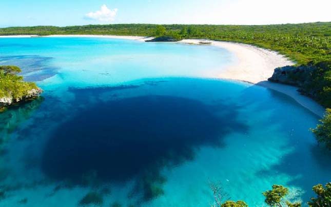 Dean's Blue Hole