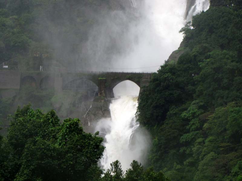 Dudhsagar vízesés