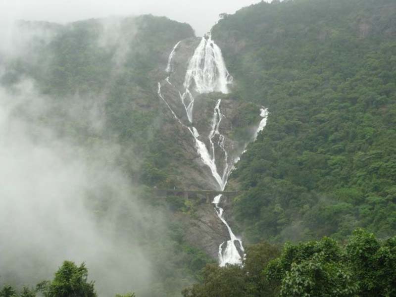 Dudhsagar vízesés