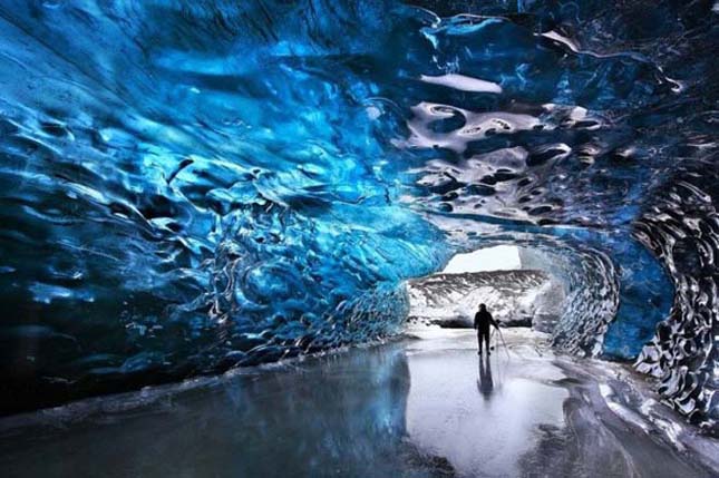 Jégbarlang, Izland