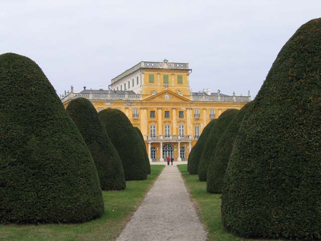 A fertődi Esterházy-kastély