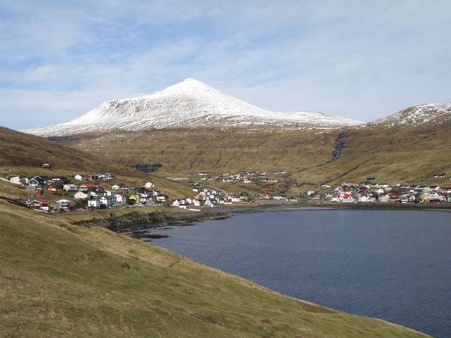 Sorvágsvatn, a Feröer-szigetek legmélyebb tava