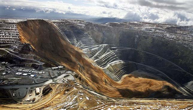 Földcsuszamlás egy amerikai bányában