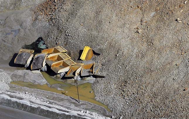 Földcsuszamlás egy amerikai bányában