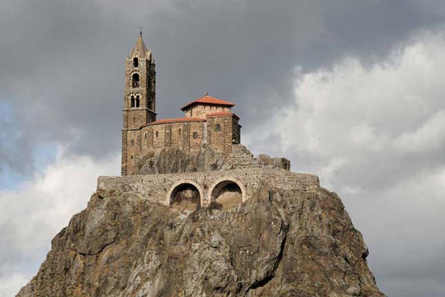 Saint Michel d'Aigulihe kápolna, Franciaország