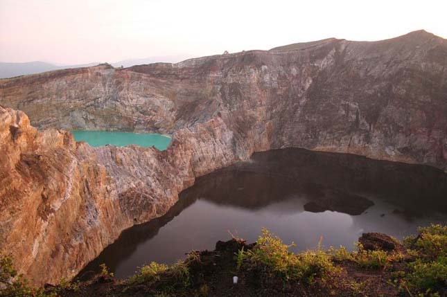 Kelimutu vulkán krátertavai