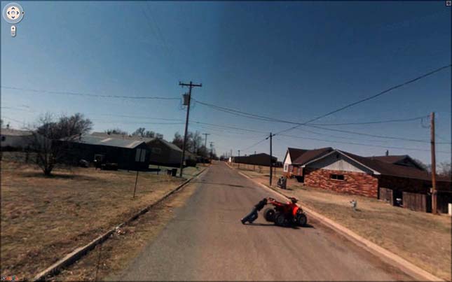 Google Streetview érdekes jelenetei