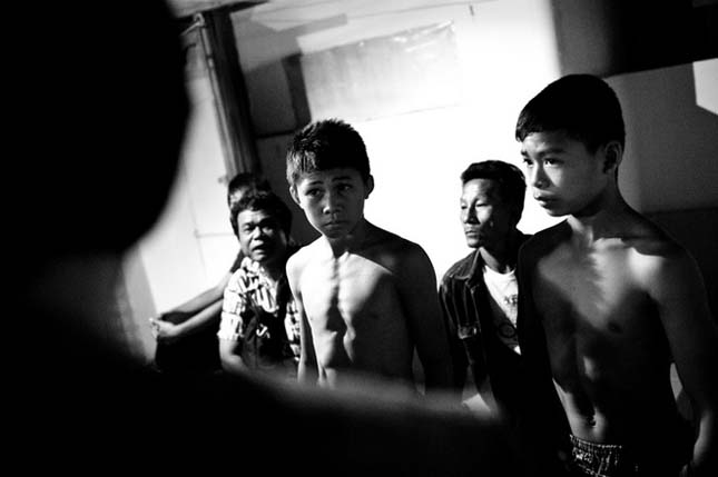 Thai boxoló gyerekek
