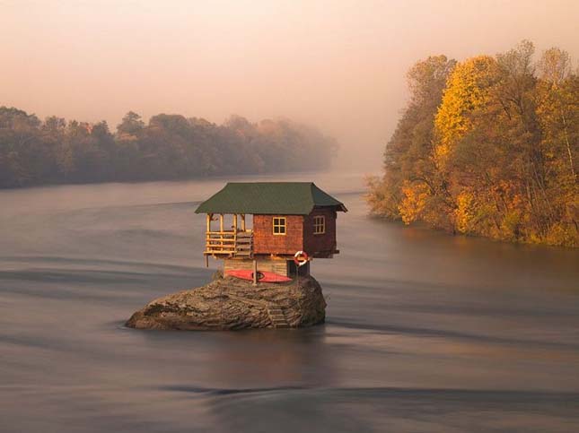 Ház a Drina-folyón
