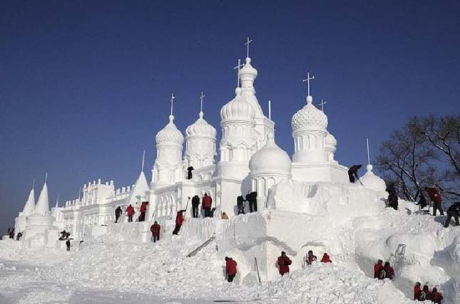 Hószobor