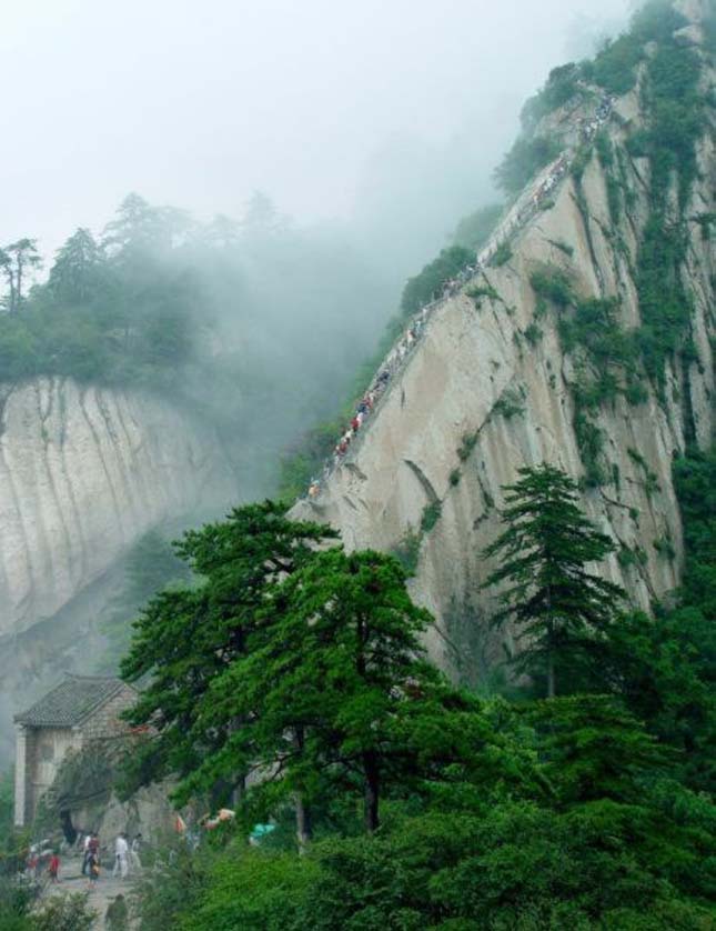 Sárga-hegy, Huang-san