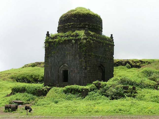 Iron Fort erőd - Lohagad Fort, India