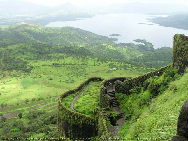 Iron Fort erőd - Lohagad Fort, India