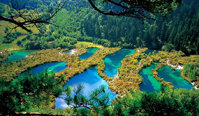 Jiuzhaigou-völgy, Kína