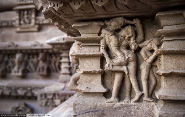 Khajuraho - A Káma-Szura templom