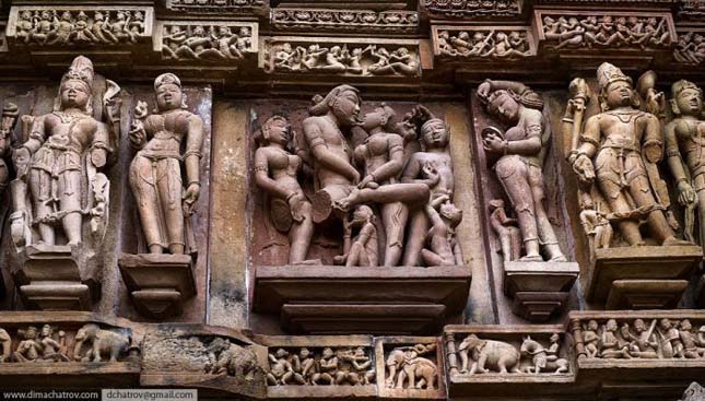 Khajuraho - A Káma-Szura templom