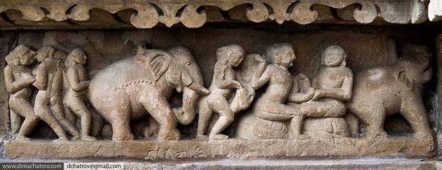 Khajuraho - A Káma-Szura templom