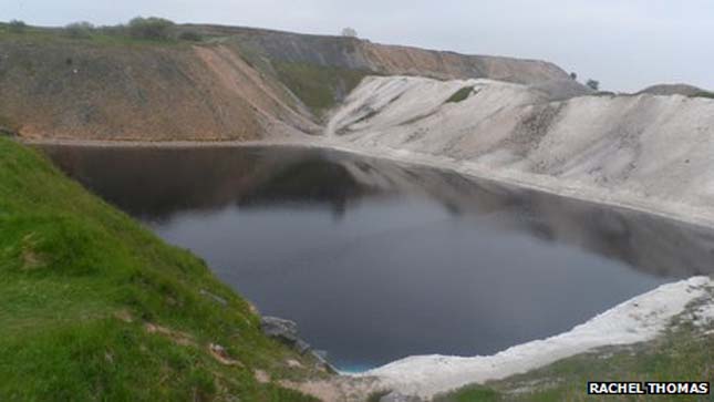 Kék Lagúna, Buxton