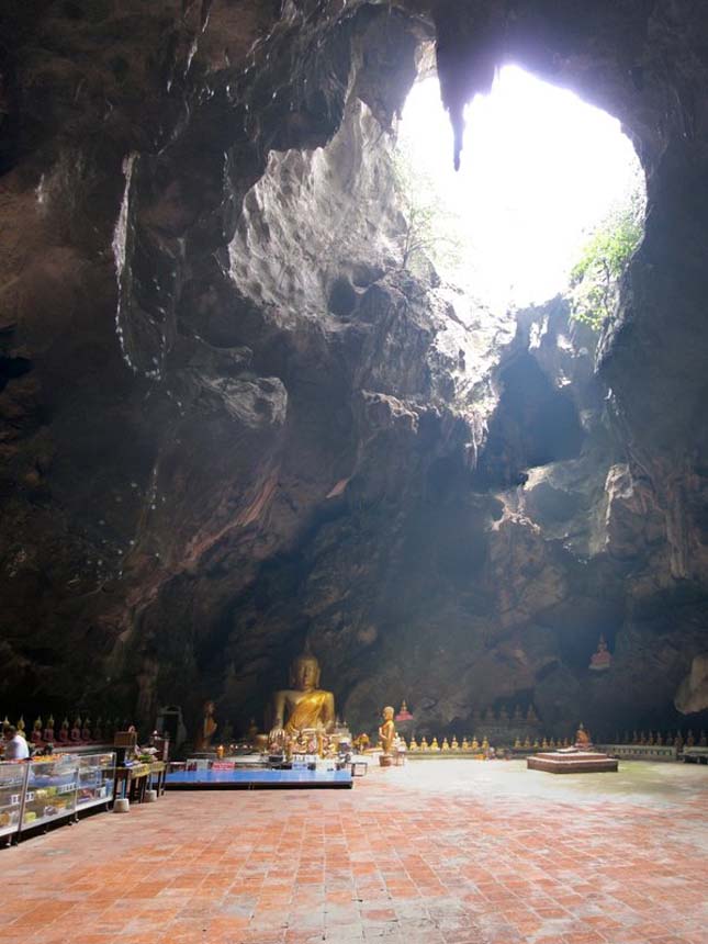 Khao Luang barlangtemplom, Thaiföld