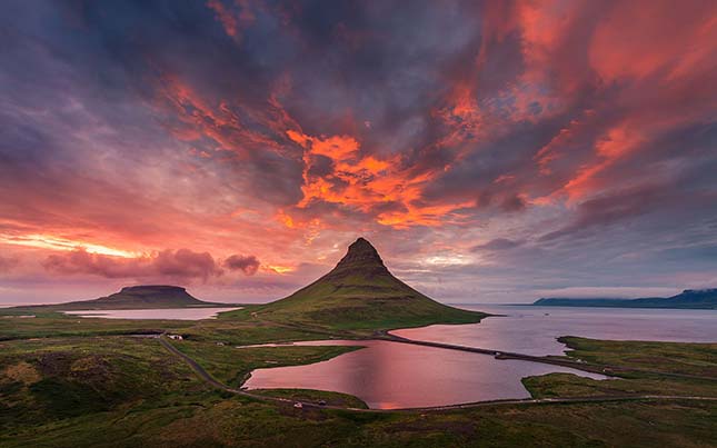 Kirkjufell hegy Izlandon