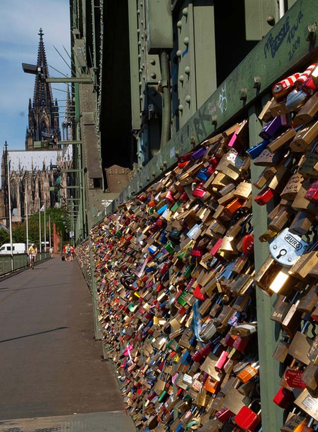 Hohenzollernbrücke, Köln