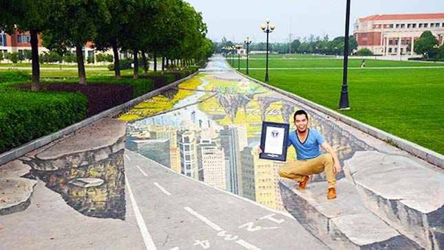 Leghosszabb és legnagyobb utcai festmény