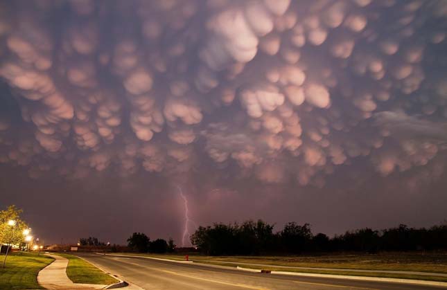 Mammatus, ritka felhőképződmény