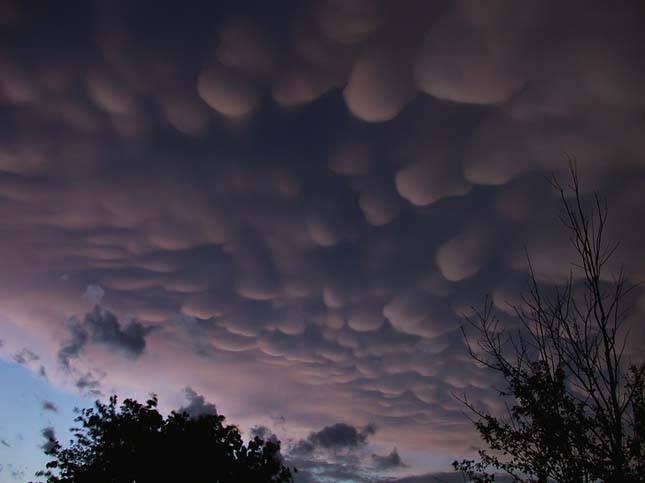 Mammatus, ritka felhőképződmény