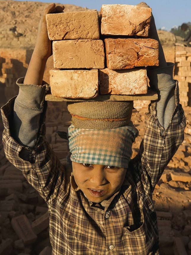 Nepáli gyerekmunkások